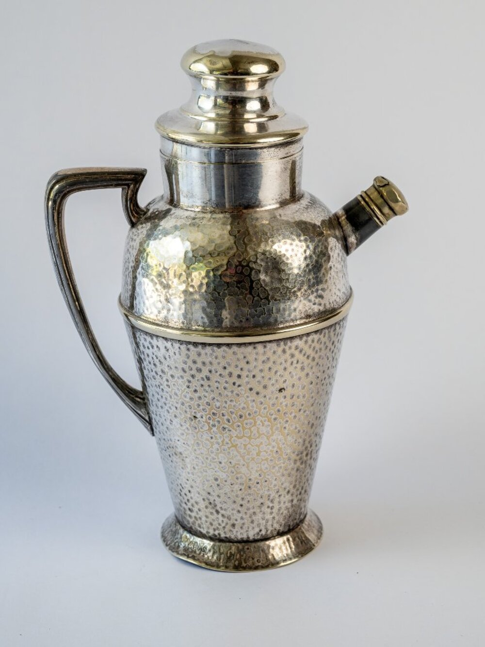 GORGEOUS VINTAGE APOLLO EPNS BERNARD RICE'S SONS SILVERPLATED COCKTAIL SHAKER